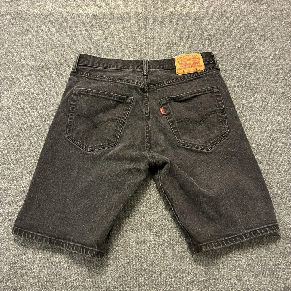 Levis very nice